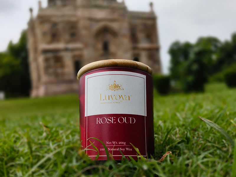 LUVOYA Rose Oud scented candle